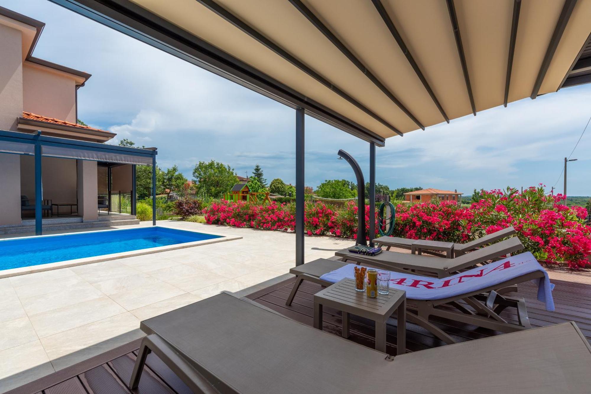 Karina, - Porec