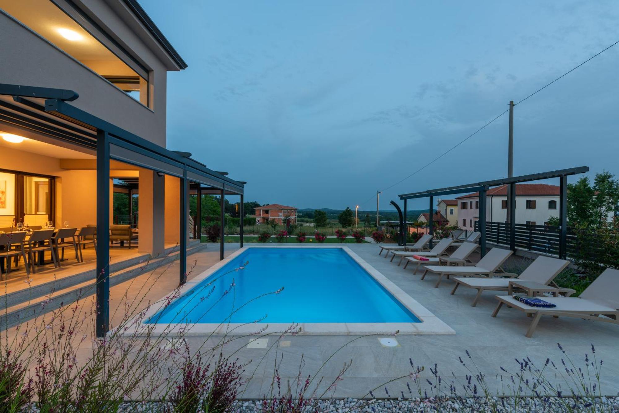 Karina, - Porec Villa *