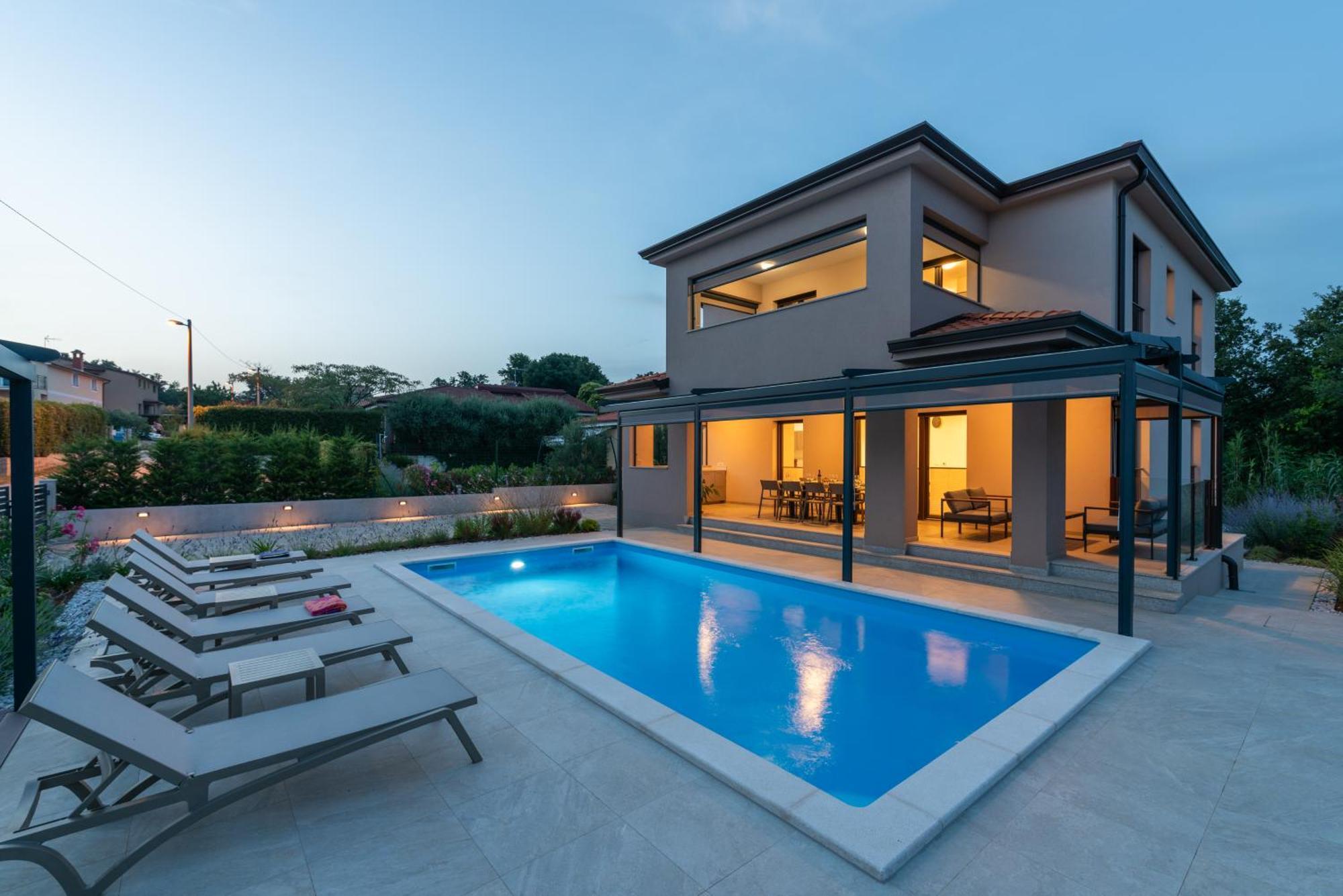 Karina, Porec Kadumi